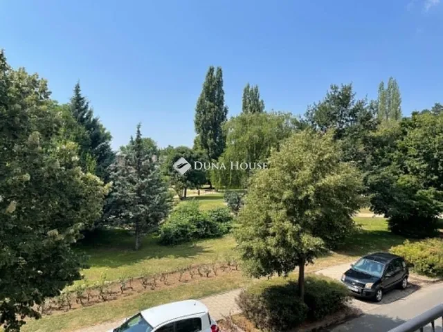 Eladó lakás Pécs 94 nm