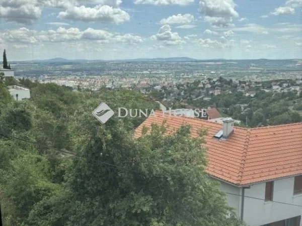 Eladó lakás Pécs 127 nm