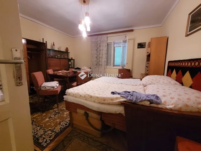 Eladó ház Abaliget 210 nm
