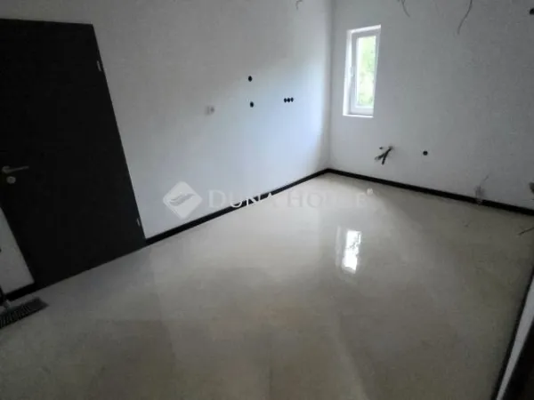 Eladó lakás Pécs 107 nm