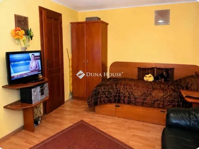 Eladó lakás Pécs 26 nm