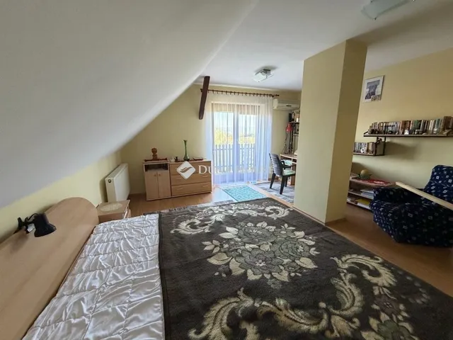 Eladó lakás Kozármisleny 71 nm