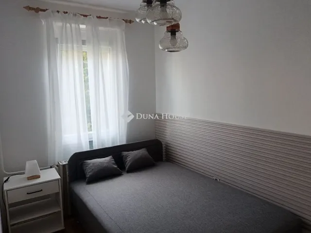 Kiadó lakás Pécs, Kertváros 39 nm