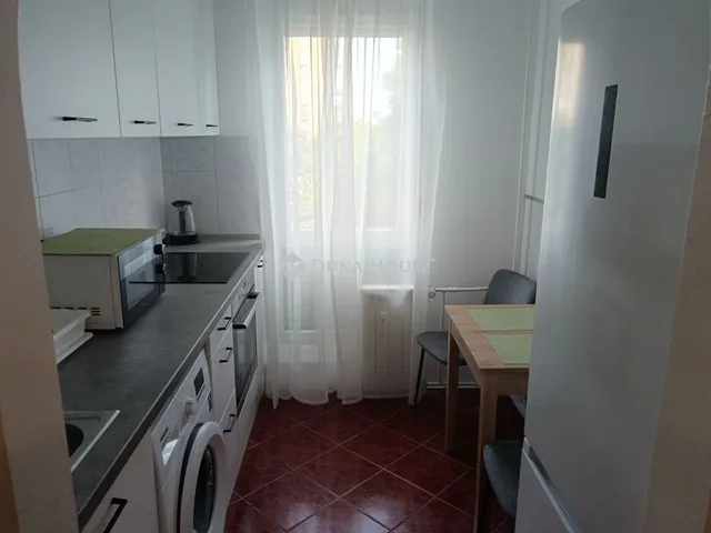 Kiadó lakás Pécs, Kertváros 39 nm