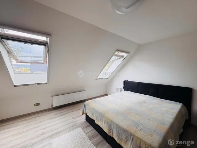 Eladó lakás Pécs 77 nm