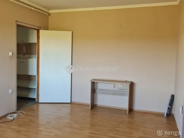 Eladó lakás Pécs, Kertváros 57 nm