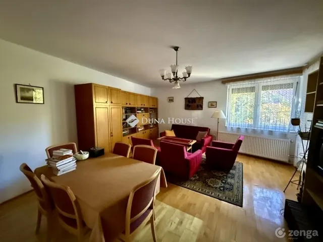 Eladó lakás Pécs 76 nm