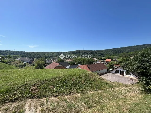 Eladó ház Mecseknádasd 98 nm