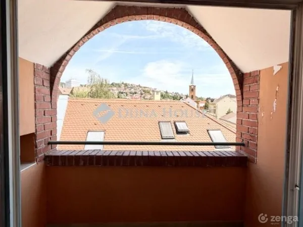 Eladó lakás Pécs 102 nm