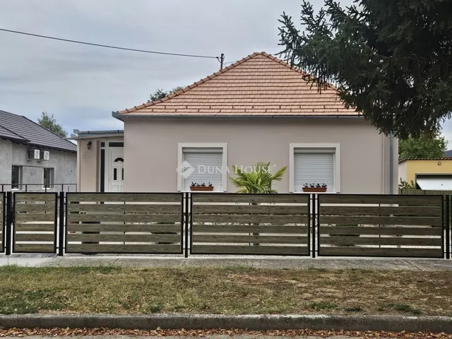 Eladó ház Siklós 105 nm