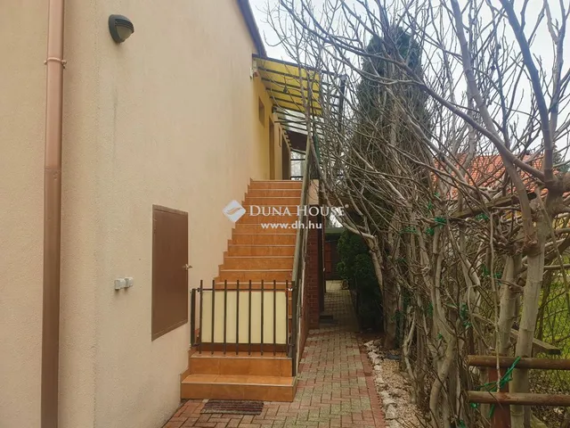 Eladó ház Pécs, Kertváros 240 nm