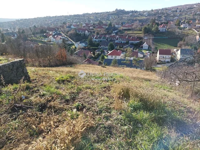 Eladó telek Pécs, Aranyhegy 1963 nm