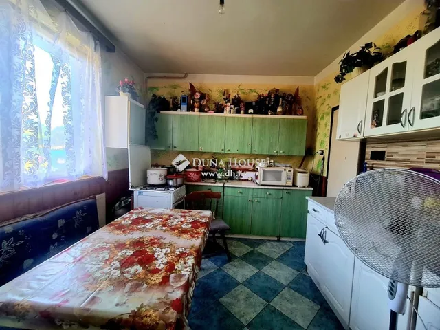 Eladó ház Szentlőrinc 102 nm