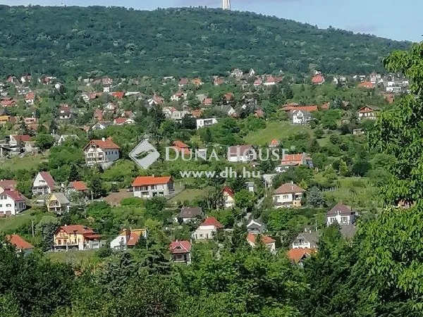 Eladó telek Pécs 2584 nm