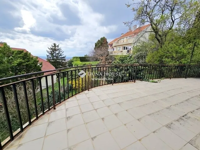 Eladó ház Pécs 163 nm