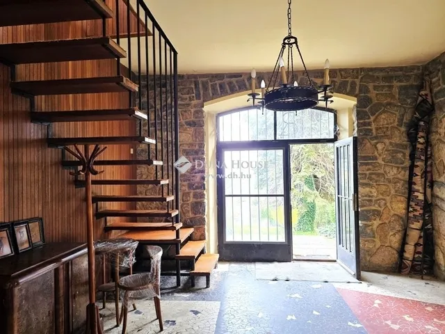 Eladó ház Pécs 163 nm