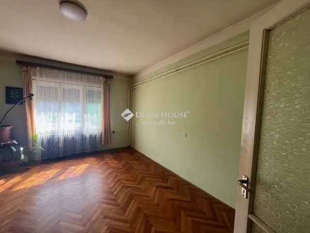 Eladó lakás Pécs 116 nm