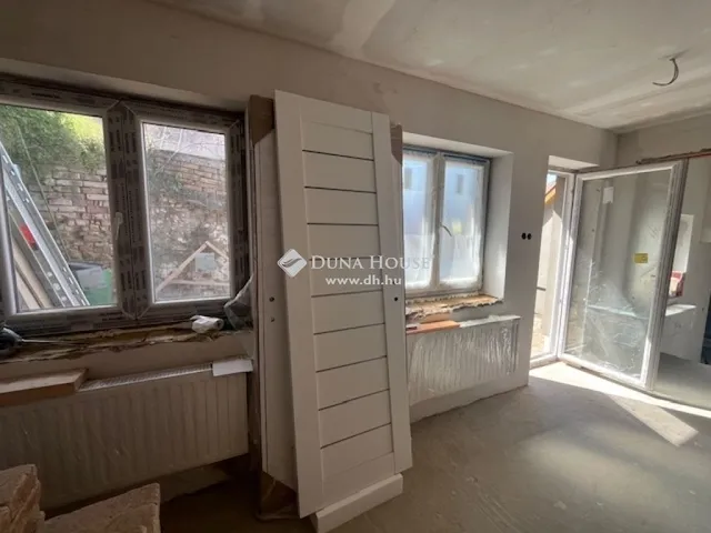 Eladó ház Pécs, Tettye 82 nm