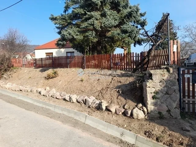 Eladó ház Kővágószőlős 140 nm