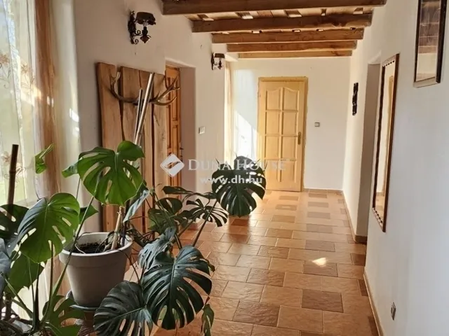 Eladó ház Egerág 178 nm