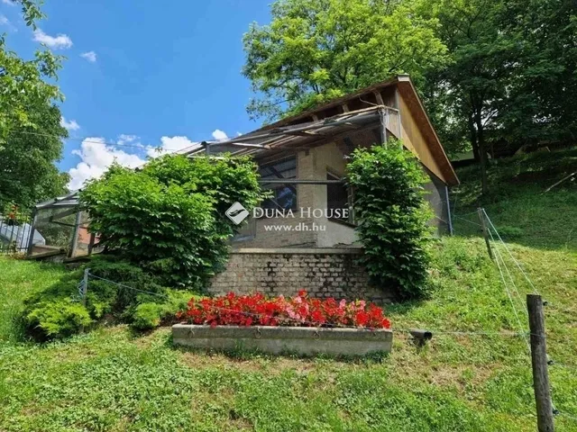 Eladó ház Egerág 178 nm