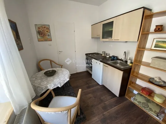 Eladó lakás Pécs, Tettye 27 nm