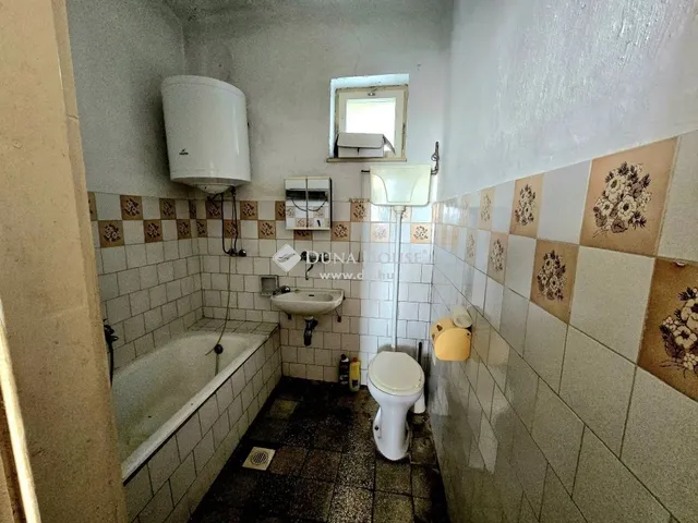 Eladó ház Geresdlak 107 nm