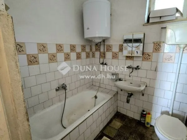 Eladó ház Geresdlak 107 nm