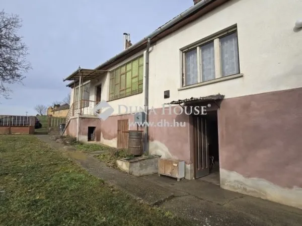 Eladó ház Geresdlak 107 nm
