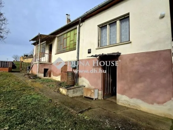 Eladó ház Geresdlak 107 nm