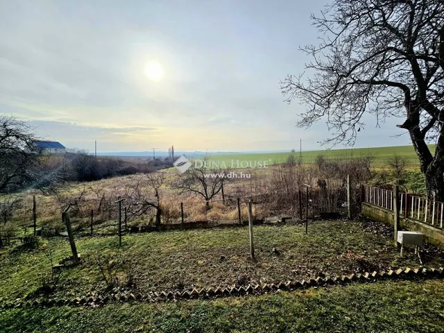 Eladó ház Geresdlak 107 nm