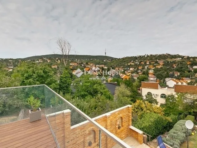 Eladó ház Pécs, Donátus 150 nm