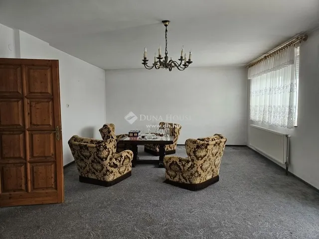 Eladó ház Véménd 160 nm