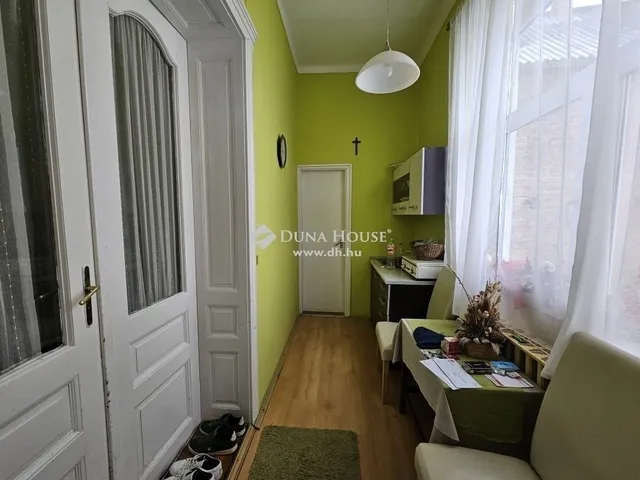 Eladó ház Véménd 195 nm