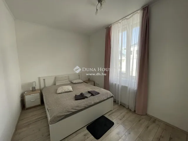 Eladó lakás Pécs, Belváros 54 nm