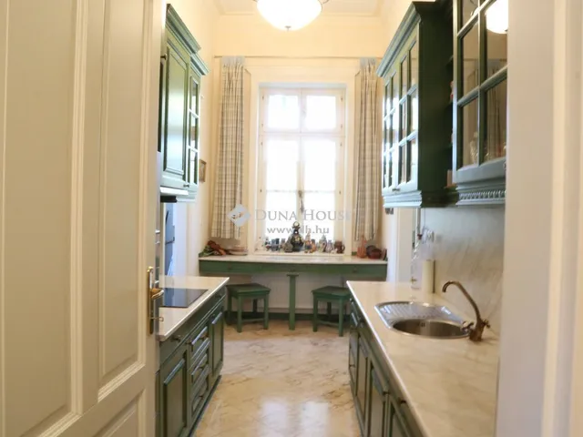 Eladó ház Pécsvárad 618 nm