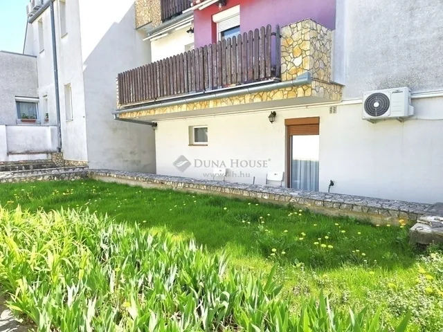 Eladó lakás Pécs, Mecsekoldal 59 nm