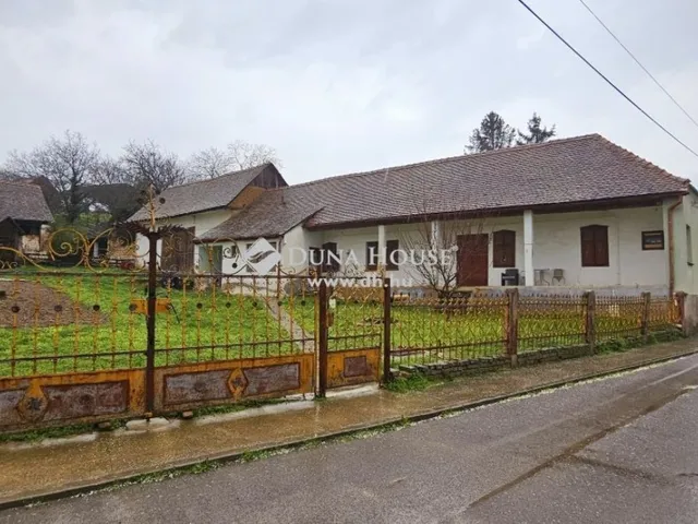 Eladó ház Geresdlak 112 nm