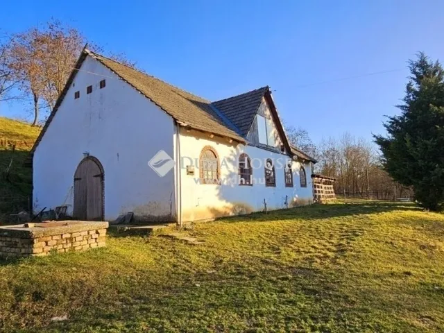 Eladó ház Egerág 178 nm