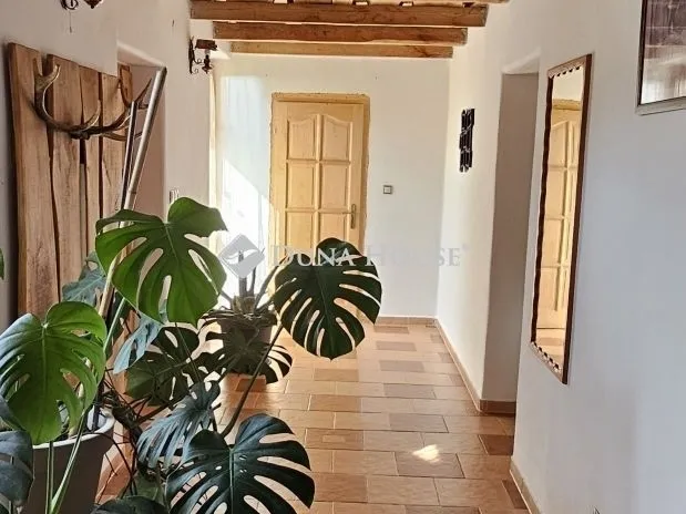 Eladó mezőgazdasági ingatlan Egerág 178 nm