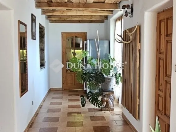 Eladó mezőgazdasági ingatlan Egerág 178 nm