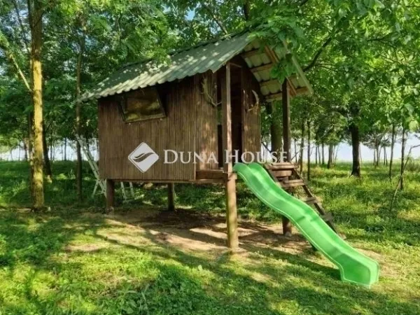 Eladó mezőgazdasági ingatlan Egerág 178 nm