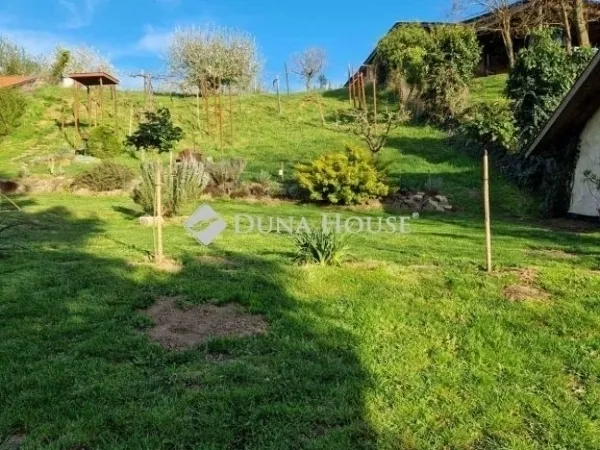 Eladó mezőgazdasági ingatlan Egerág 178 nm