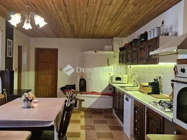 Eladó mezőgazdasági ingatlan Egerág 178 nm