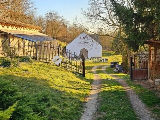 Eladó mezőgazdasági ingatlan Egerág 178 nm