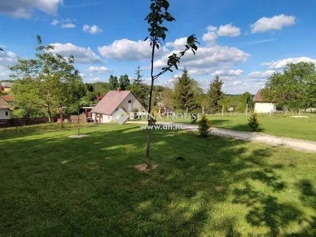 Eladó ház Bogád 50 nm