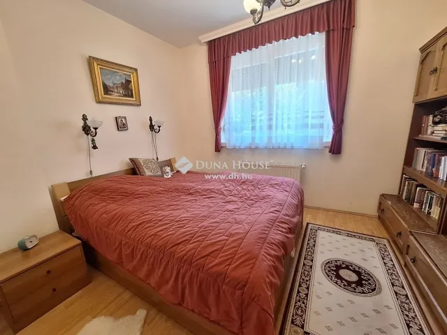 Eladó ház Pécs, Mecsekoldal 160 nm