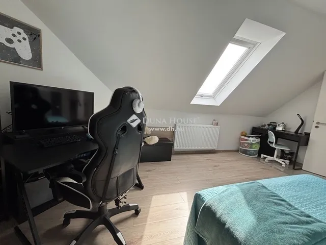 Eladó lakás Kozármisleny 91 nm