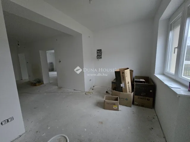 Eladó ház Aranyosgadány 192 nm