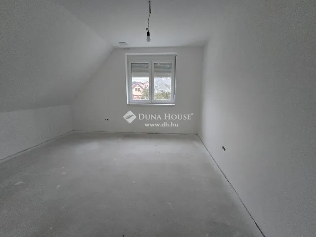 Eladó ház Aranyosgadány 192 nm